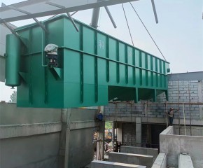 溶氣氣浮機(jī)定制案例莒南洗海藻廢水處**浮機(jī)安裝現(xiàn)場(chǎng)展示